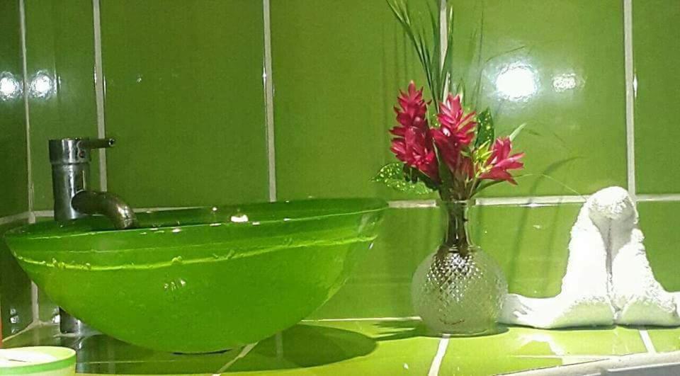 Hostal Cecilia Puerto Viejo de Talamanca Luaran gambar