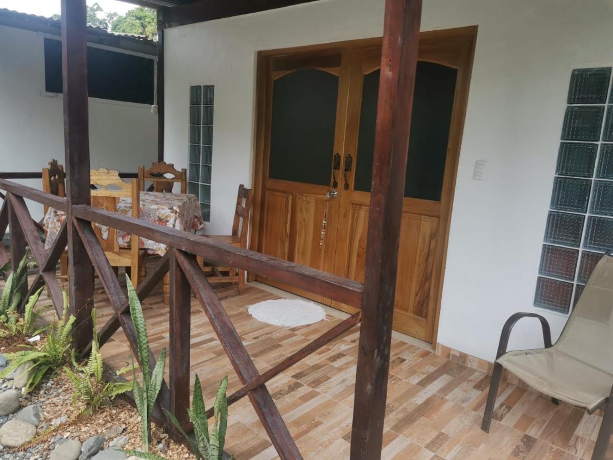 Hostal Cecilia Puerto Viejo de Talamanca Luaran gambar