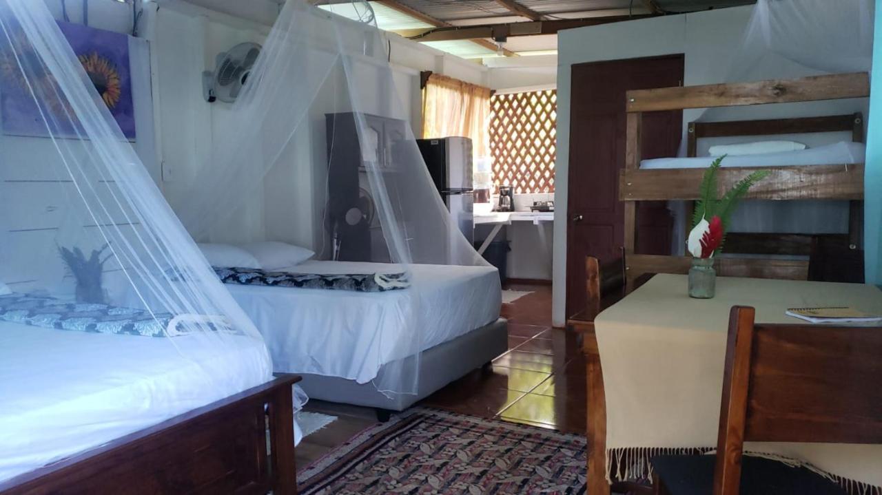 Hostal Cecilia Puerto Viejo de Talamanca Luaran gambar