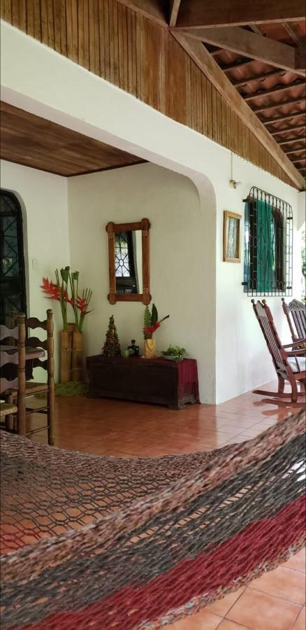 Hostal Cecilia Puerto Viejo de Talamanca Luaran gambar