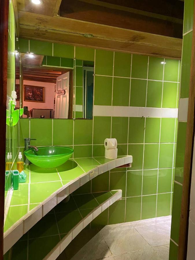 Hostal Cecilia Puerto Viejo de Talamanca Luaran gambar