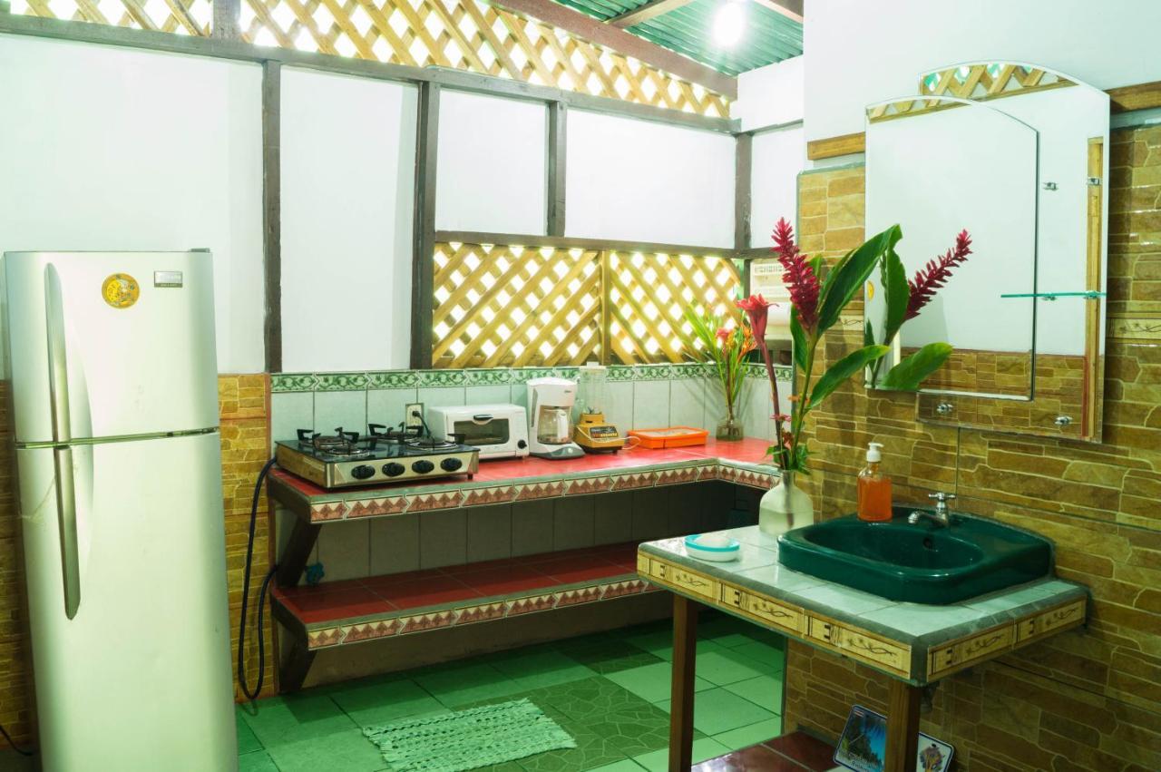 Hostal Cecilia Puerto Viejo de Talamanca Luaran gambar